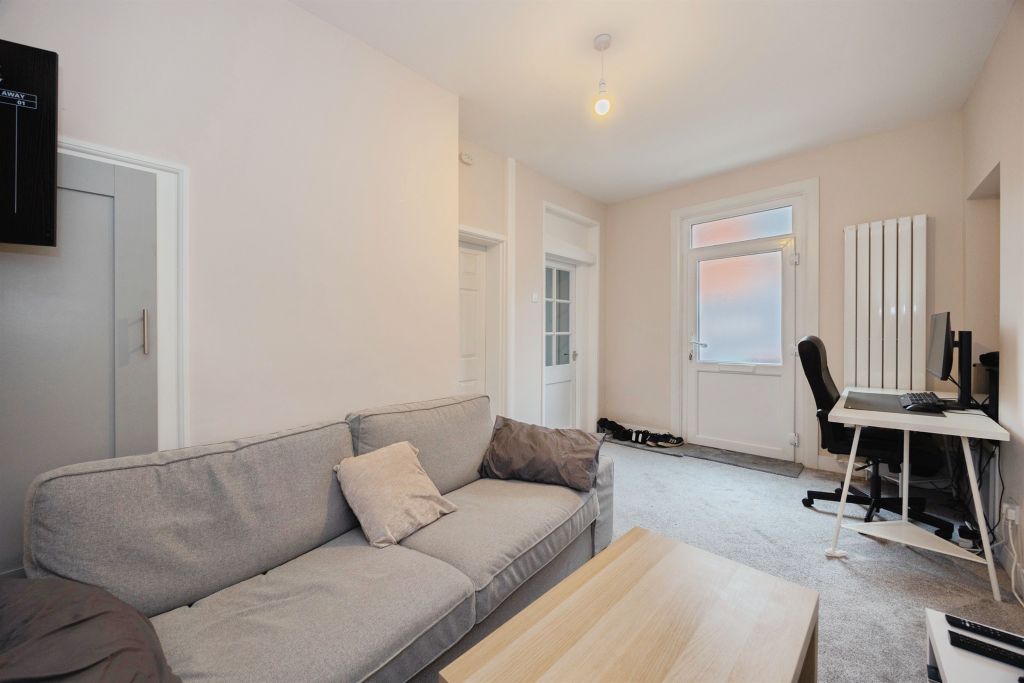 Additional image 2 of 1 bed flat for saleCopnor Road, Portsmouth PO3