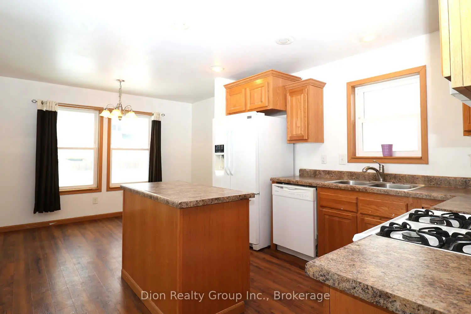 Additional image 4 of 29 Allen Avenue