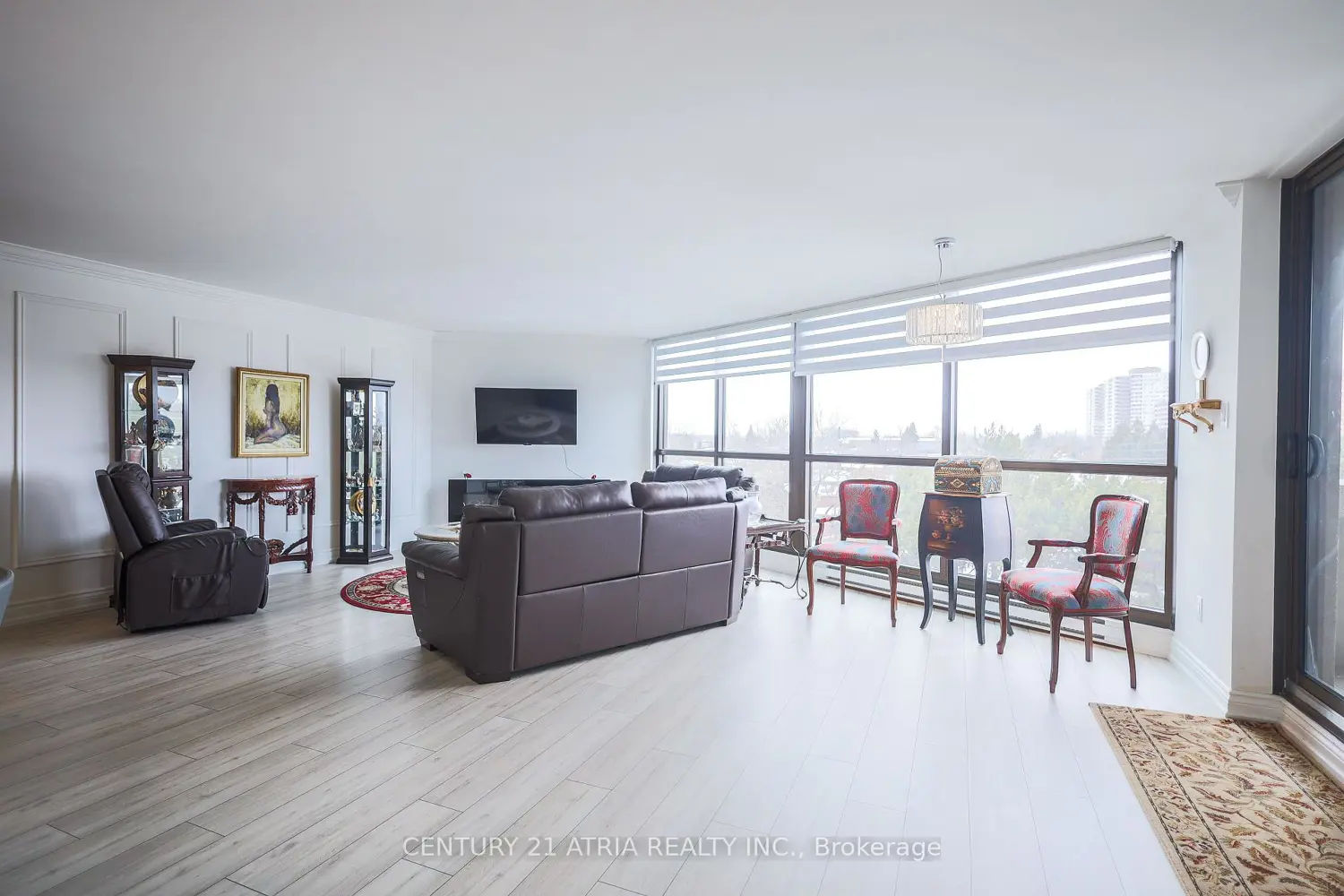 Additional image 4 of 2010 Islington Avenue 603