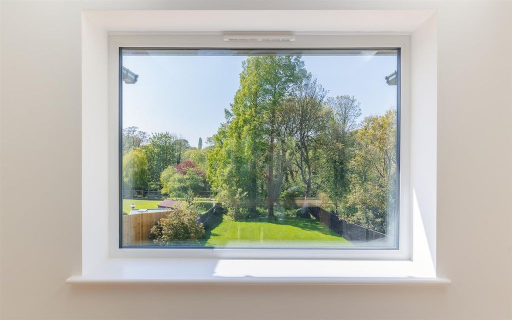 Additional image 12 of 5 bed property for saleBlackwater, Isle Of Wight PO30