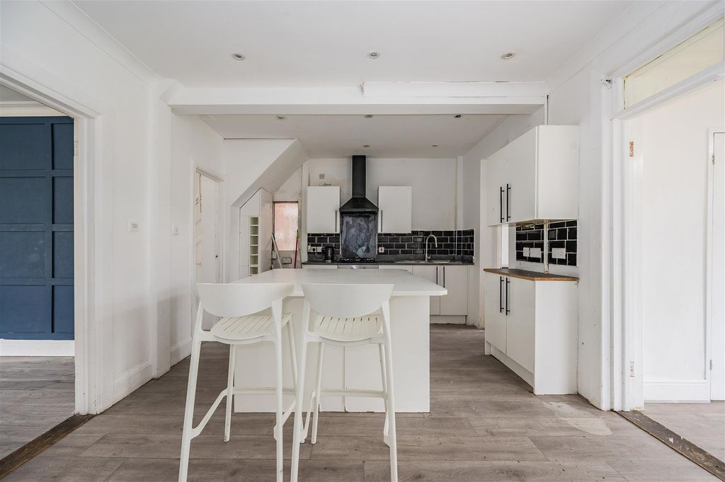 Additional image 5 of 4 bed detached house for saleKensington Road, Portsmouth PO2