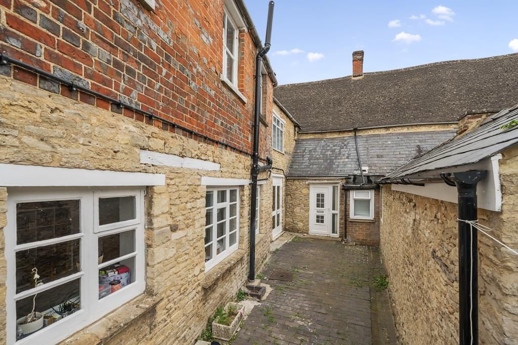 Additional image 11 of 6 bed end terrace house for saleHigh Street, Witney OX28