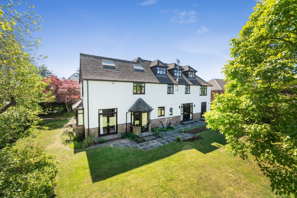 8 bed detached house for saleHorsell Park, Horsell, Woking GU21