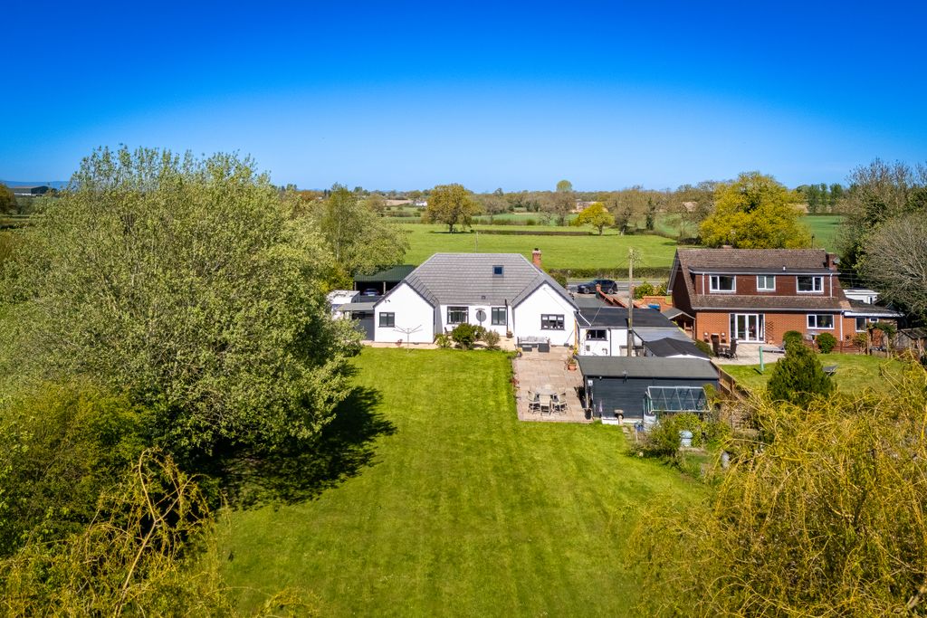 Additional image 2 of 3 bed detached bungalow for saleThe Chequer, Bronington, Whitchurch SY13