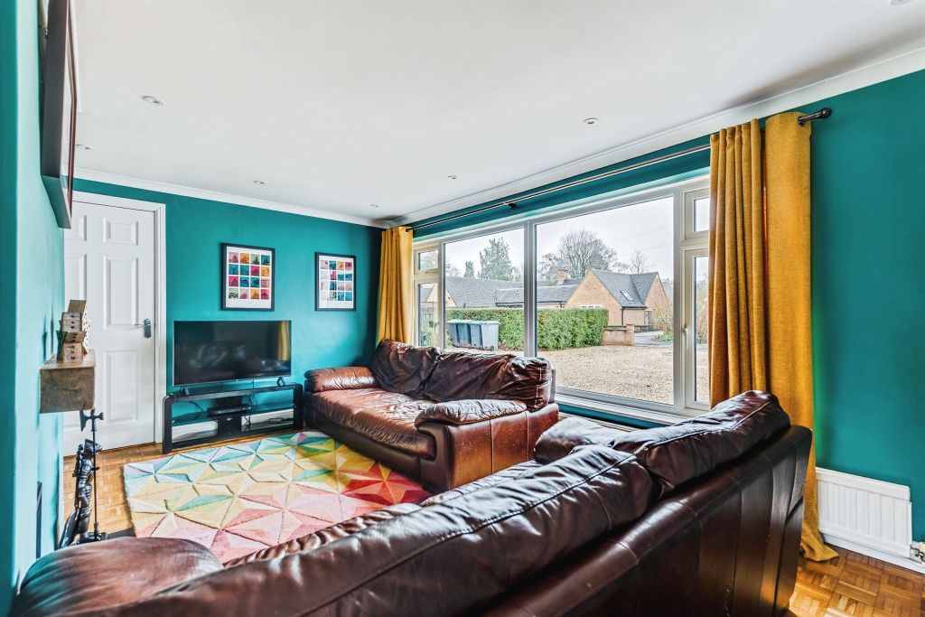 Additional image 5 of 5 bed detached bungalow for saleNew Yatt Road, Witney OX28