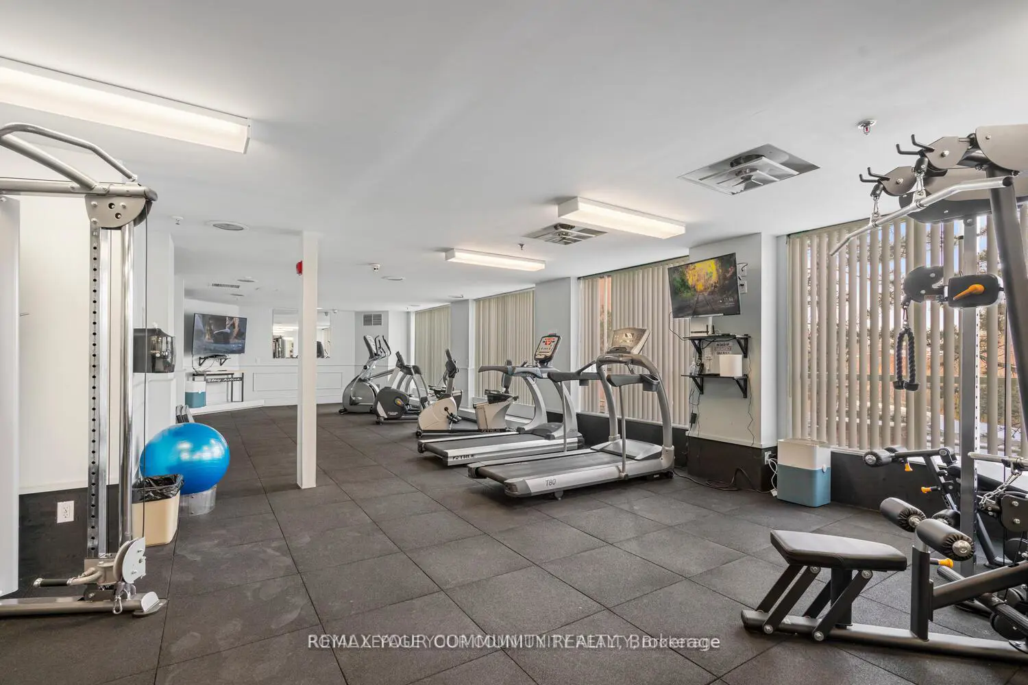 Additional image 14 of 14924 Yonge Street 305