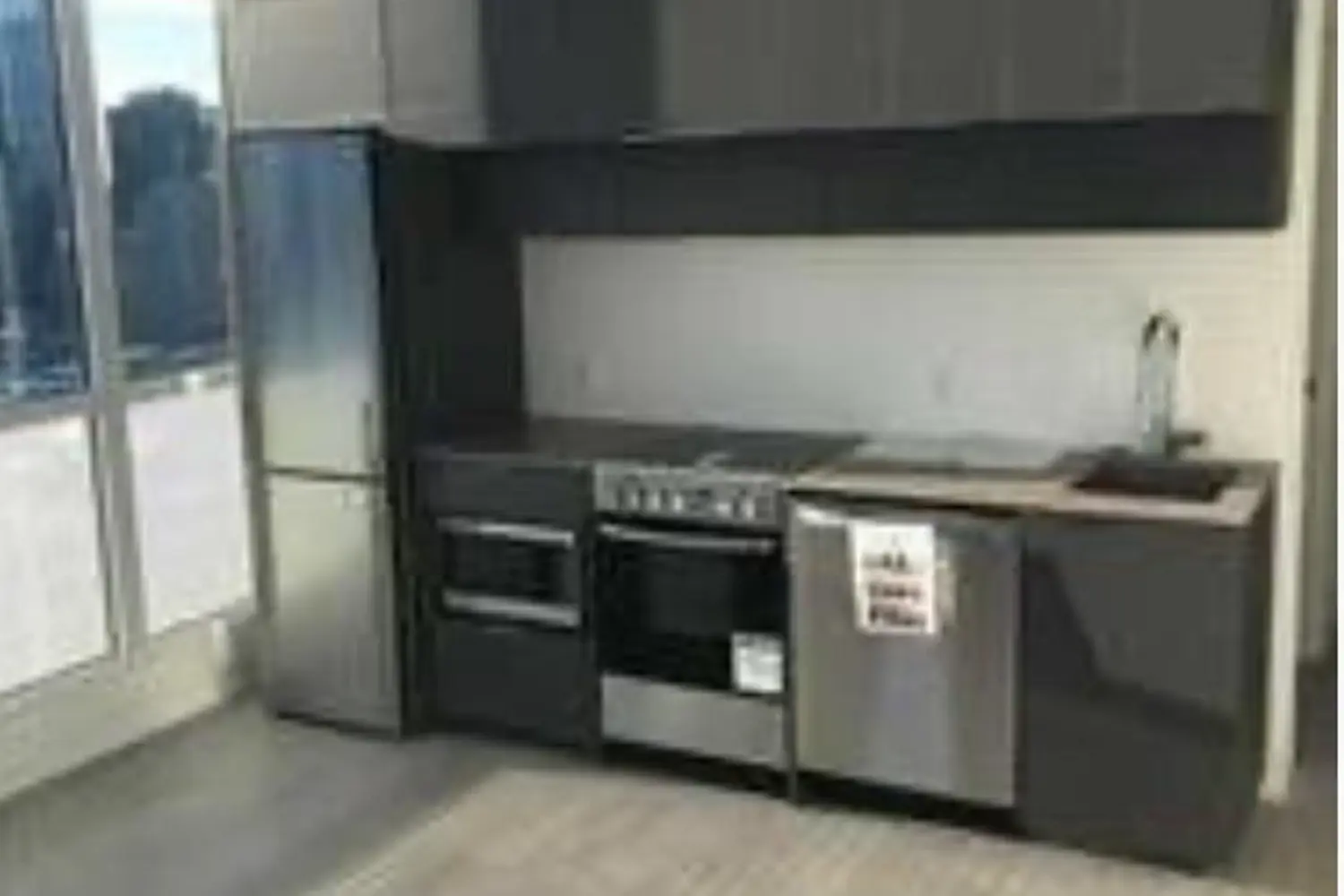 Additional image 3 of 181 Dundas Street 3010