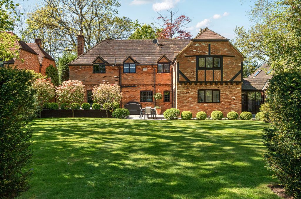Additional image 2 of 5 bed detached house for saleRoundabout Lane, Winnersh, Wokingham RG41