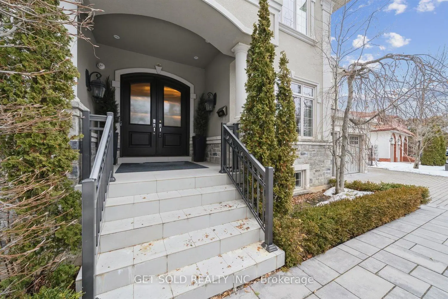 Additional image 3 of 8 Thornhill Avenue