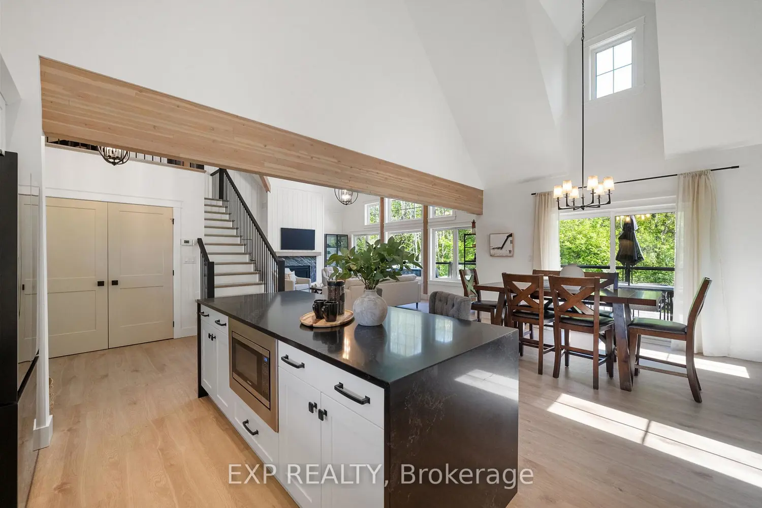 Additional image 7 of 1499 Lakeside Drive