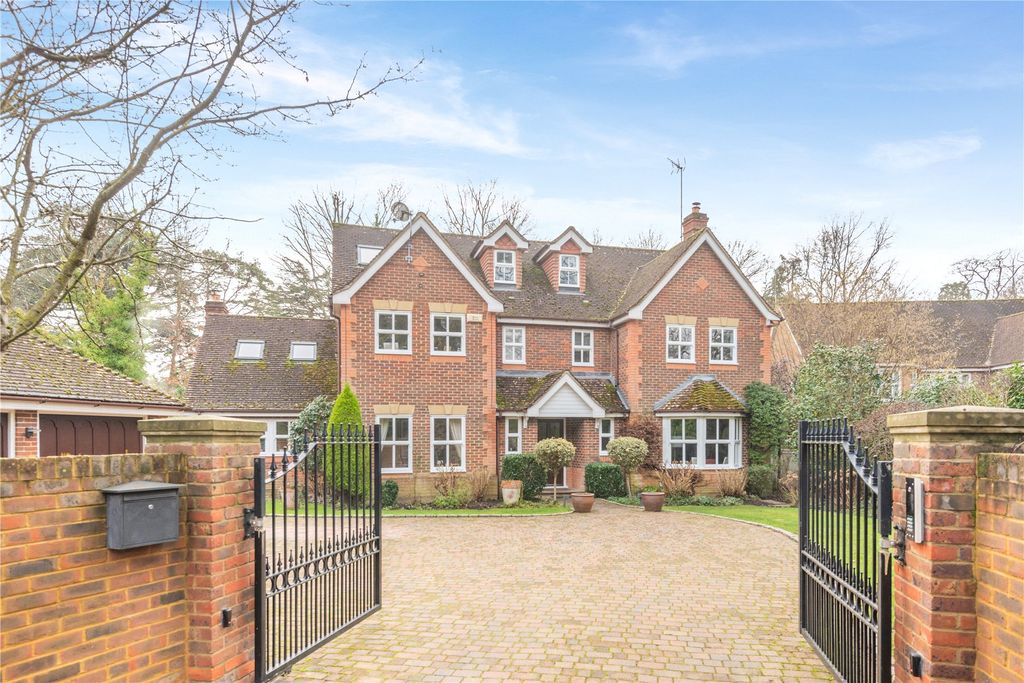Additional image 2 of 6 bed detached house for saleWoking, Surrey GU22