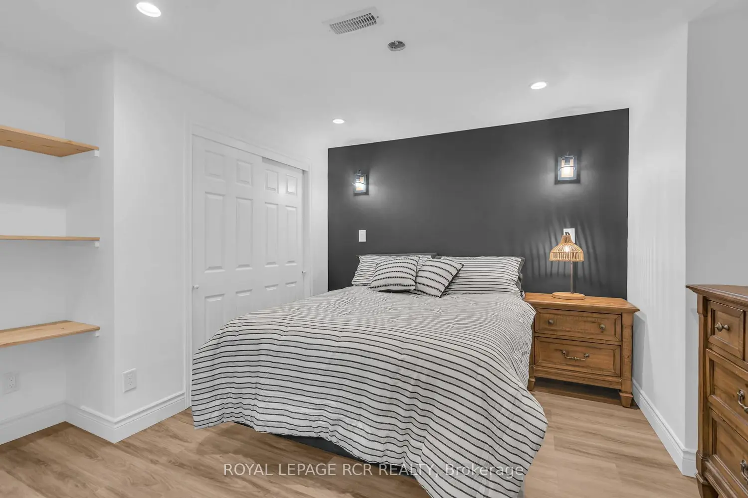 Additional image 15 of 11 Golfview Boulevard
