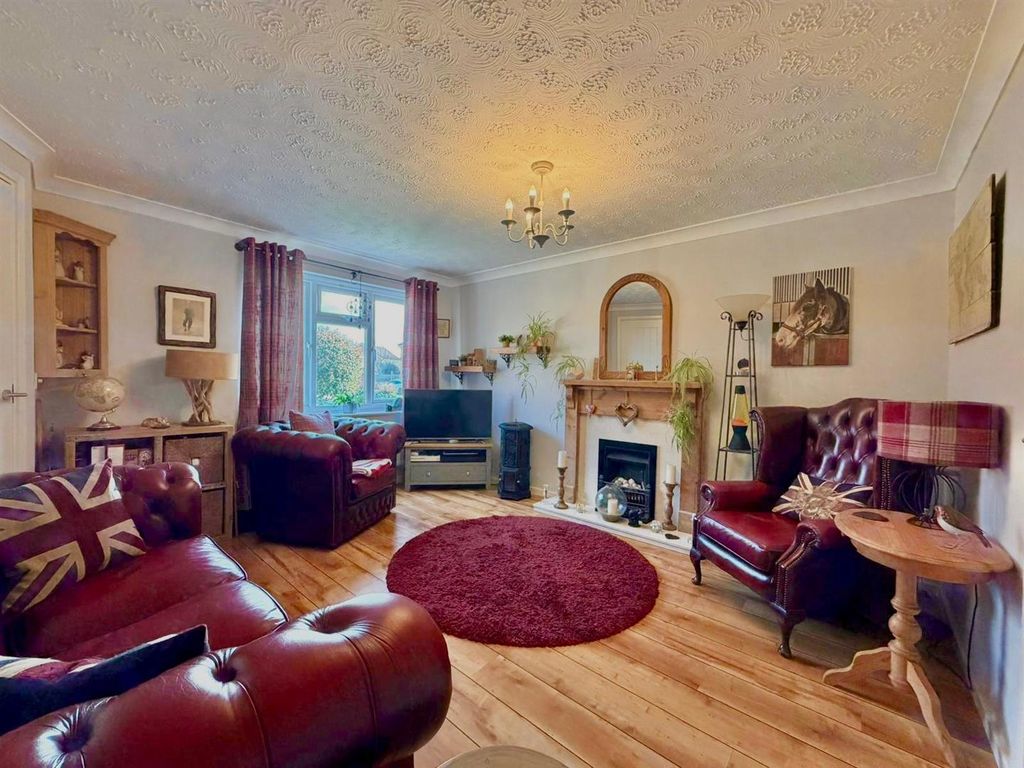 Additional image 7 of 3 bed semi-detached house for saleGreylag Close, Whetstone, Leicester LE8