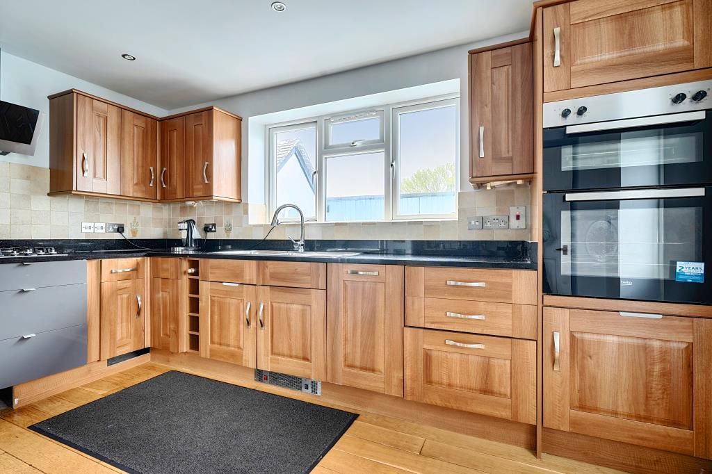 Additional image 7 of 3 bed semi-detached house for saleShipton Road, Woodstock OX20