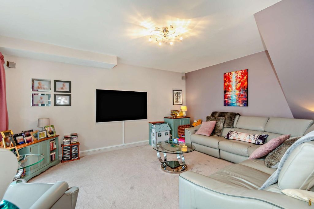 Additional image 12 of 4 bed detached house for saleClockhouse Lane, Ashford TW15