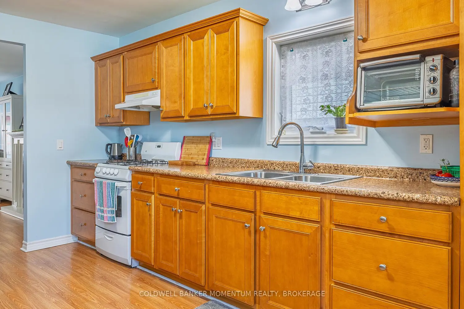 Additional image 5 of 3852 Mathewson Avenue