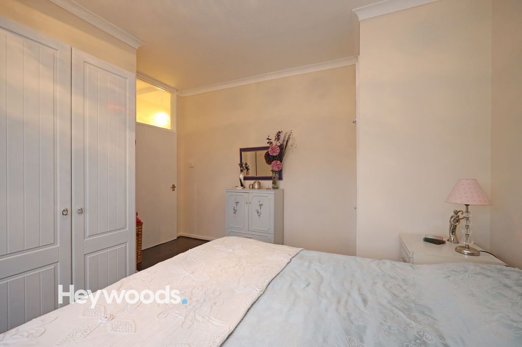 Additional image 6 of 2 bed flat for saleHanbridge Avenue, Bradwell, Newcastle Under Lyme ST5