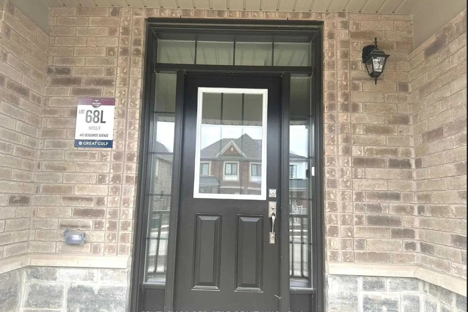 Additional image 5 of 441 Bergamot Avenue