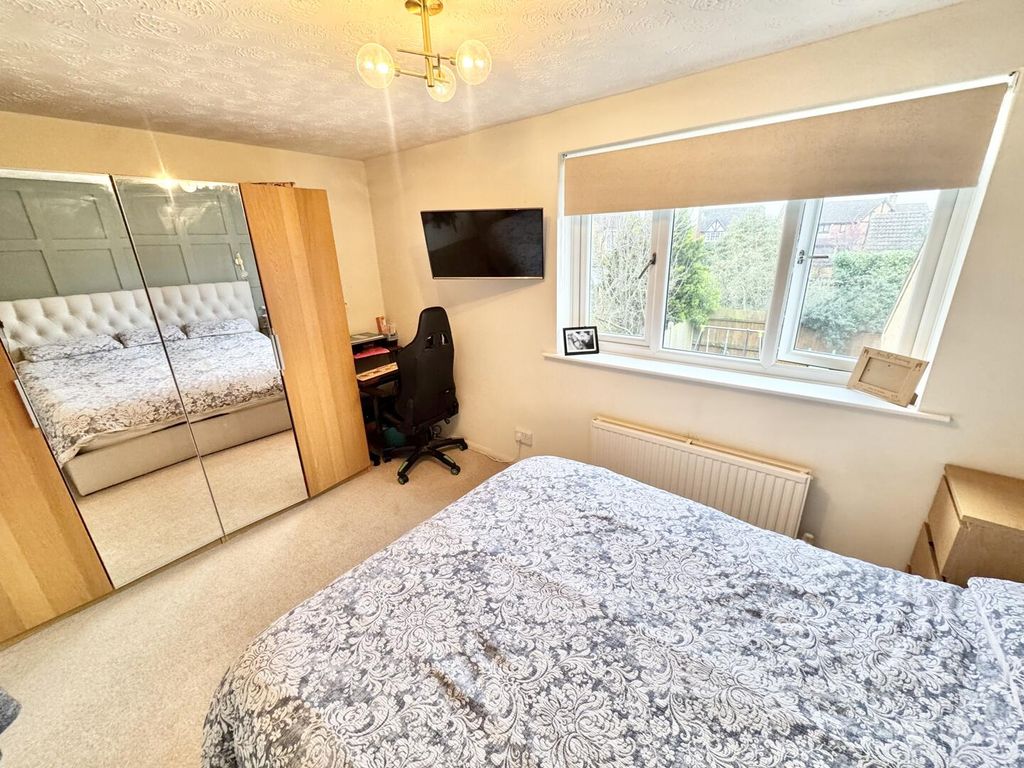 Additional image 7 of 3 bed semi-detached house for saleWarner Close, Whetstone, Leicester LE8