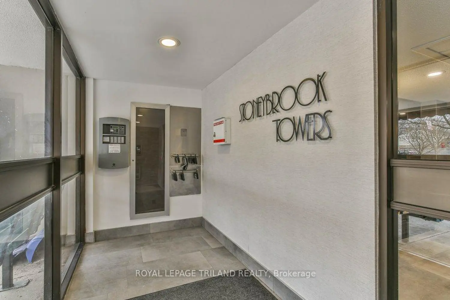 1600 Adelaide Street 1001