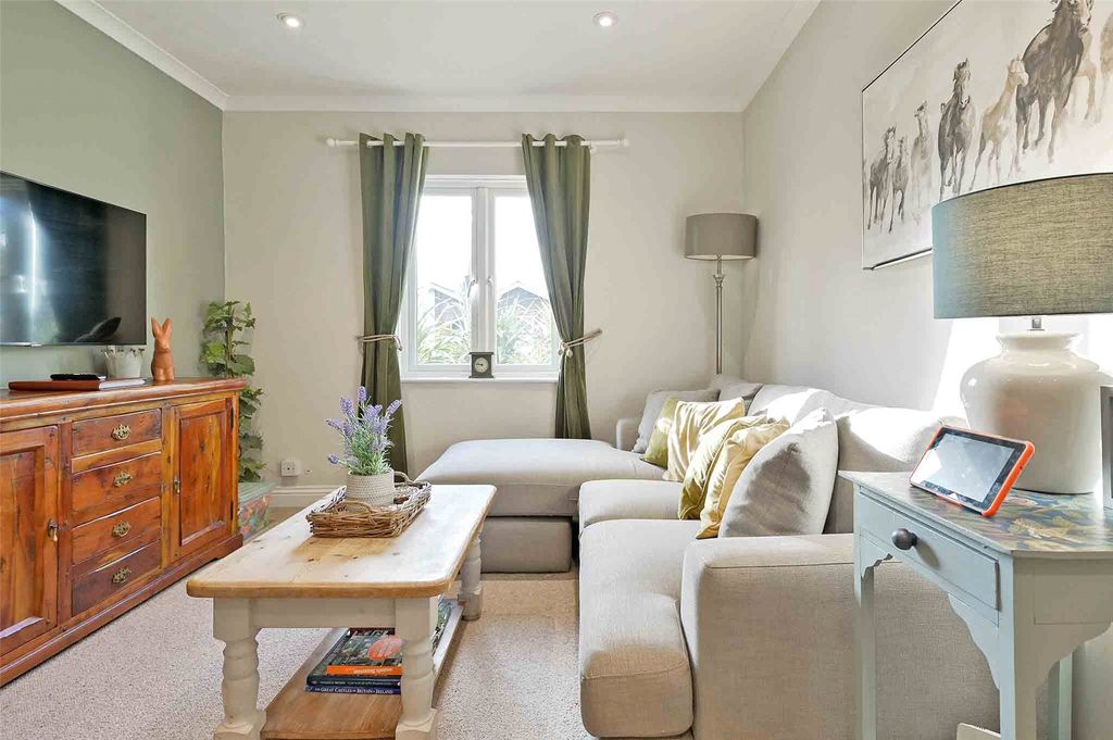 Additional image 3 of 3 bed maisonette for saleBexley Street, Windsor, Berkshire SL4