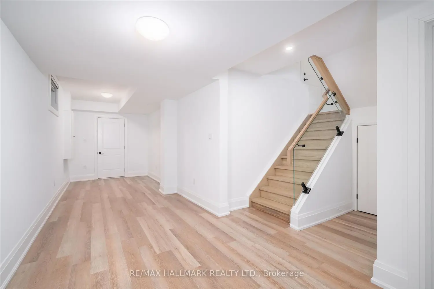Additional image 16 of 83 Kalmar Avenue