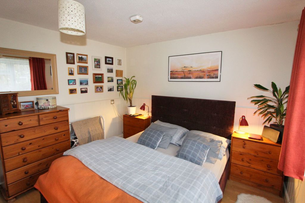 Additional image 4 of 1 bed semi-detached bungalow for saleBerryfield Road, Cottingham LE16