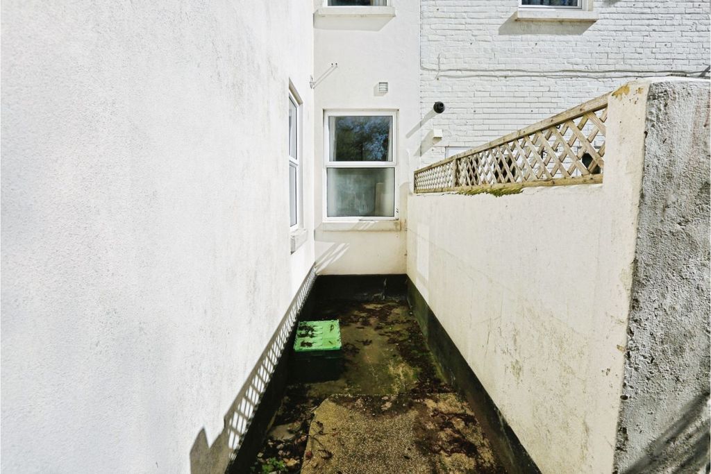 Additional image 11 of 1 bed flat for sale23 West Road, Southampton SO19