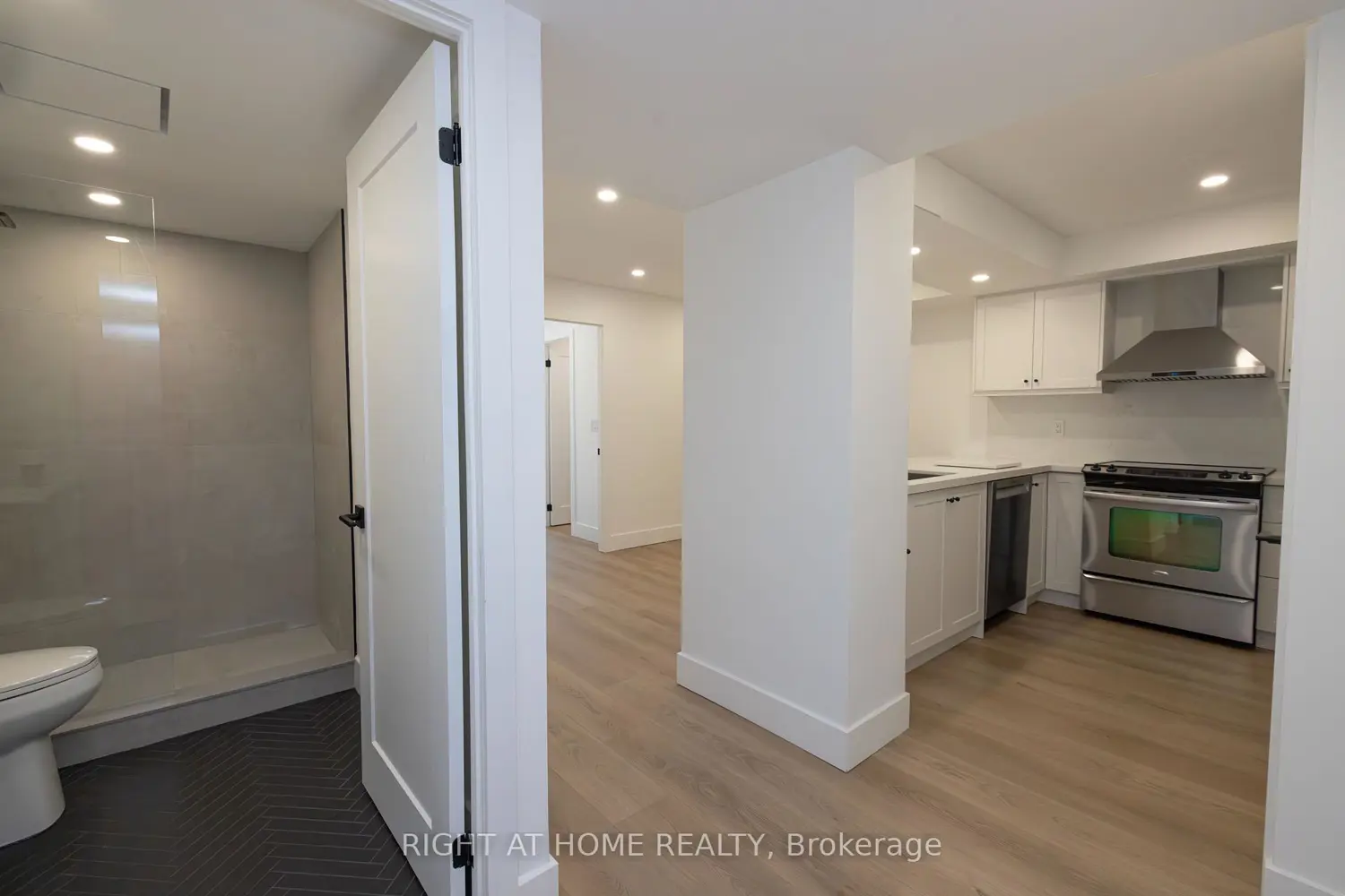 Additional image 15 of 135 Pond Drive 1508-1509