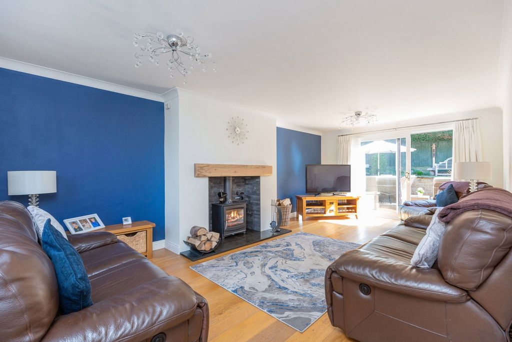Additional image 3 of 5 bed detached house for saleParcroft Gardens, Yeovil BA20