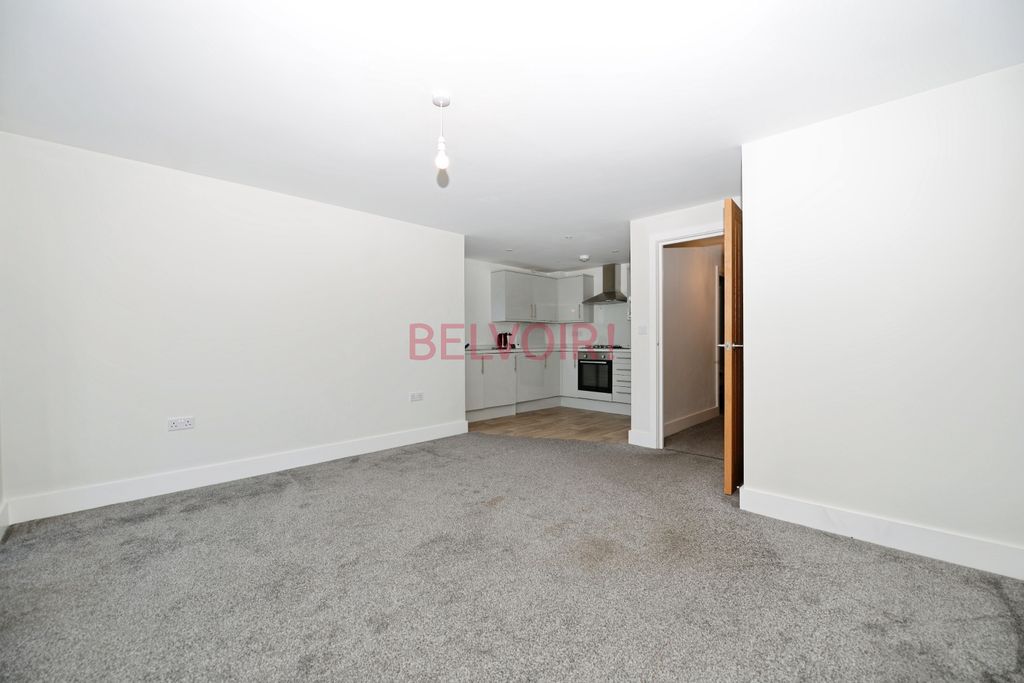Additional image 5 of 2 bed flat for salePriory Road, St Denys, Southampton SO17