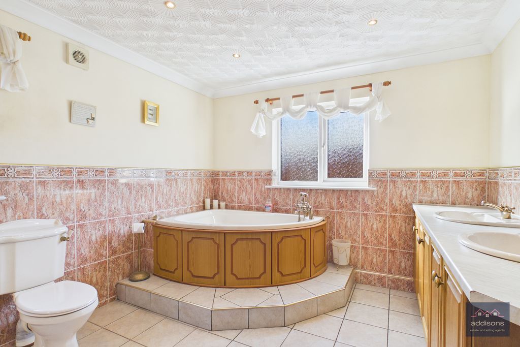 Additional image 21 of 4 bed detached bungalow for saleMill Road, Orrell, Wigan WN5