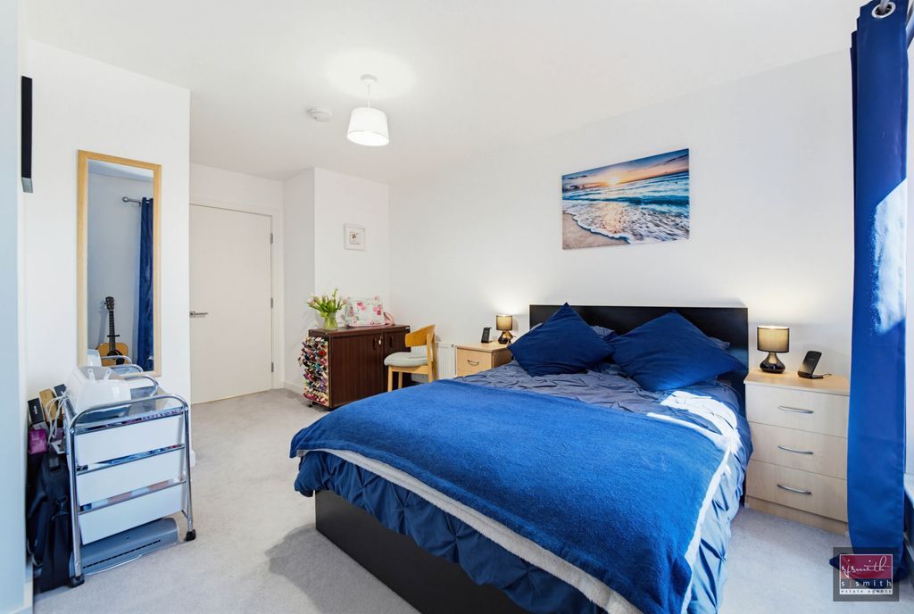 Additional image 8 of 2 bed flat for salePitcher Lane, Ashford TW15