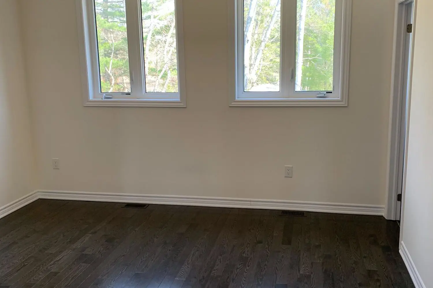 Additional image 12 of 39 Farwell Avenue