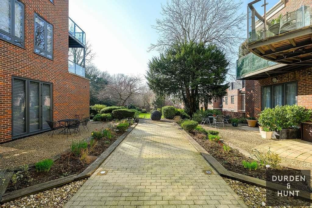 Additional image 30 of 2 bed flat for saleWhitehall Road, Woodford Green IG8