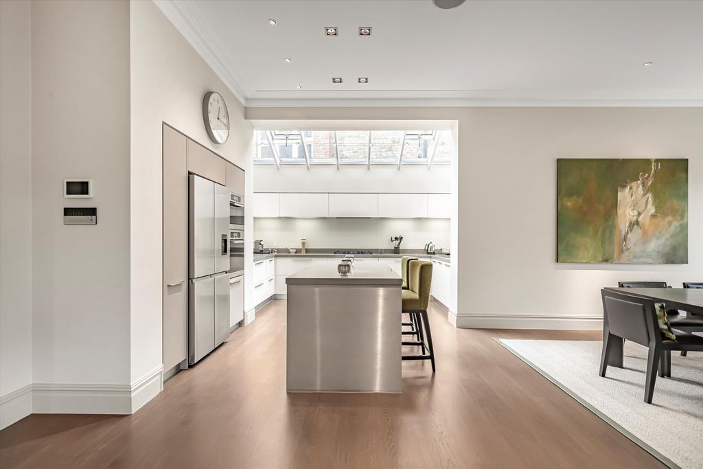 Additional image 6 of 6 bed detached house for saleDenbigh Gardens, Richmond, Surrey TW10