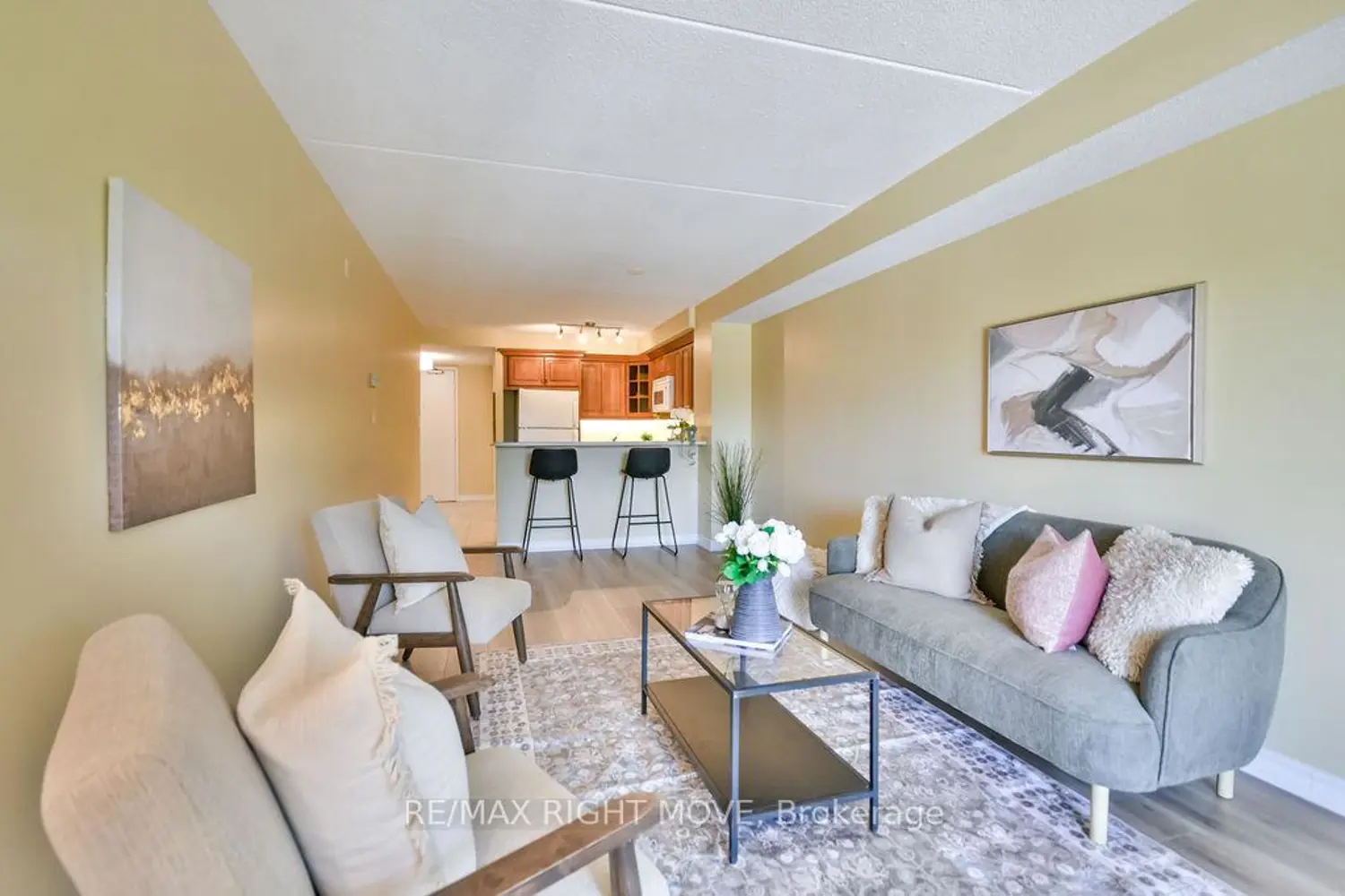 Additional image 11 of 486 Laclie Street 313