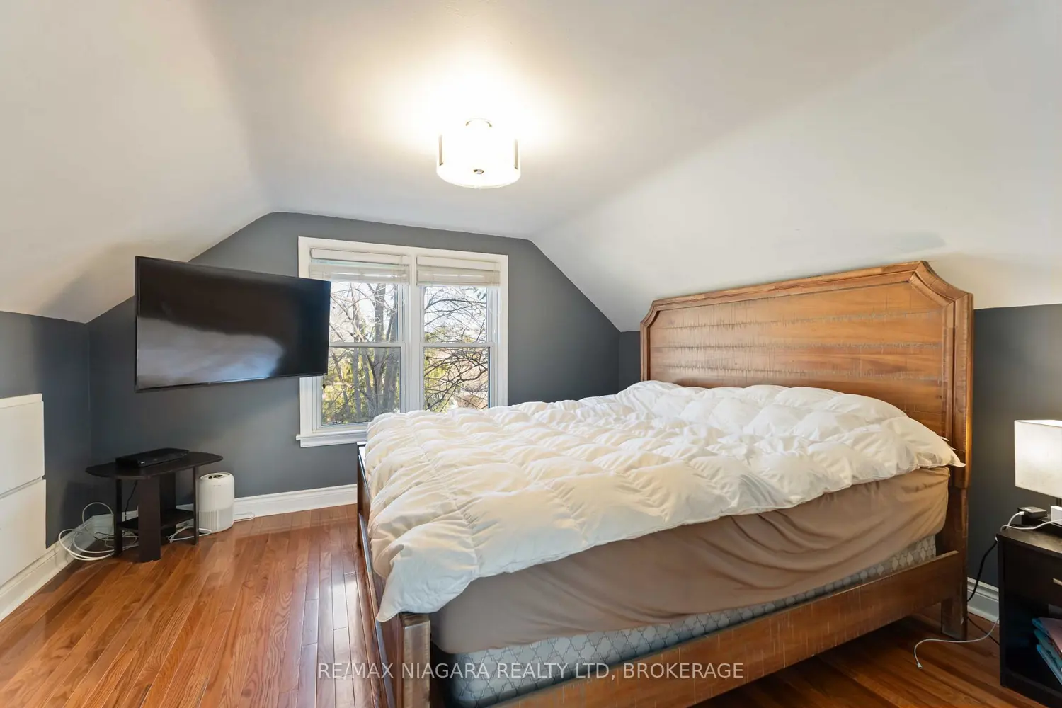 Additional image 9 of 1671 Third Street Louth Street