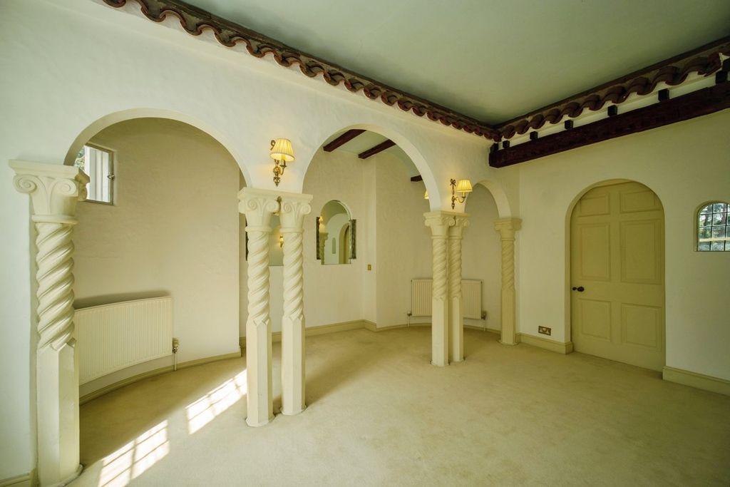 Additional image 7 of 3 bed flat for saleLondon Road, Sunningdale, Ascot SL5