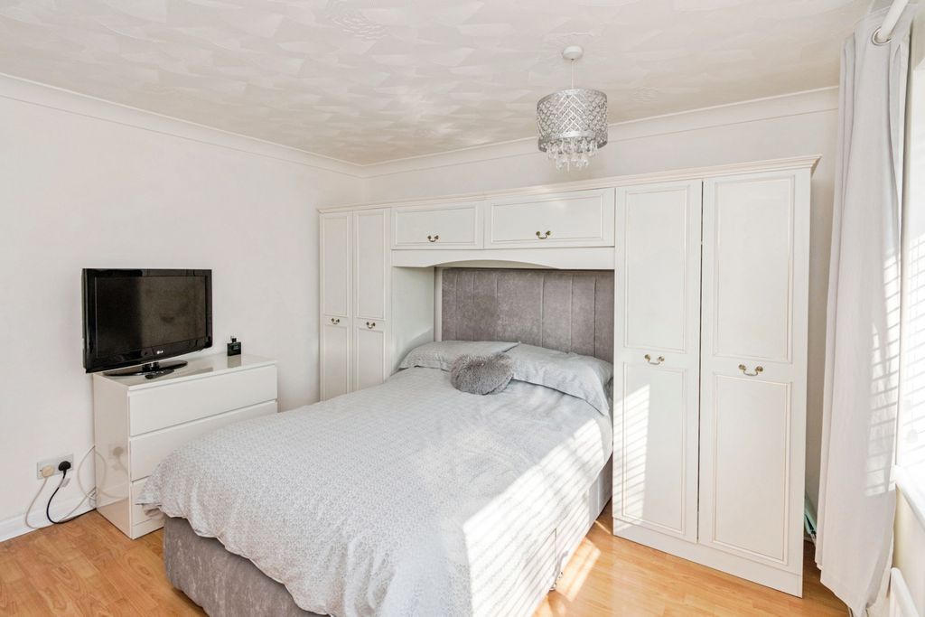 Additional image 11 of 4 bed terraced house for saleBlakeney Road, Southampton, Hampshire SO16