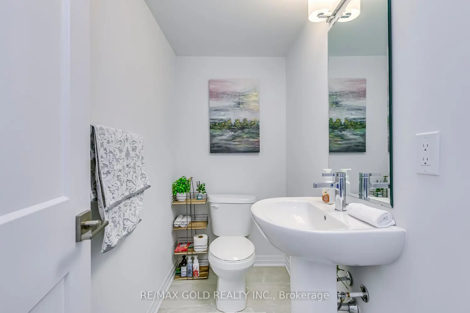Additional image 8 of 51 Sparrow Avenue 90