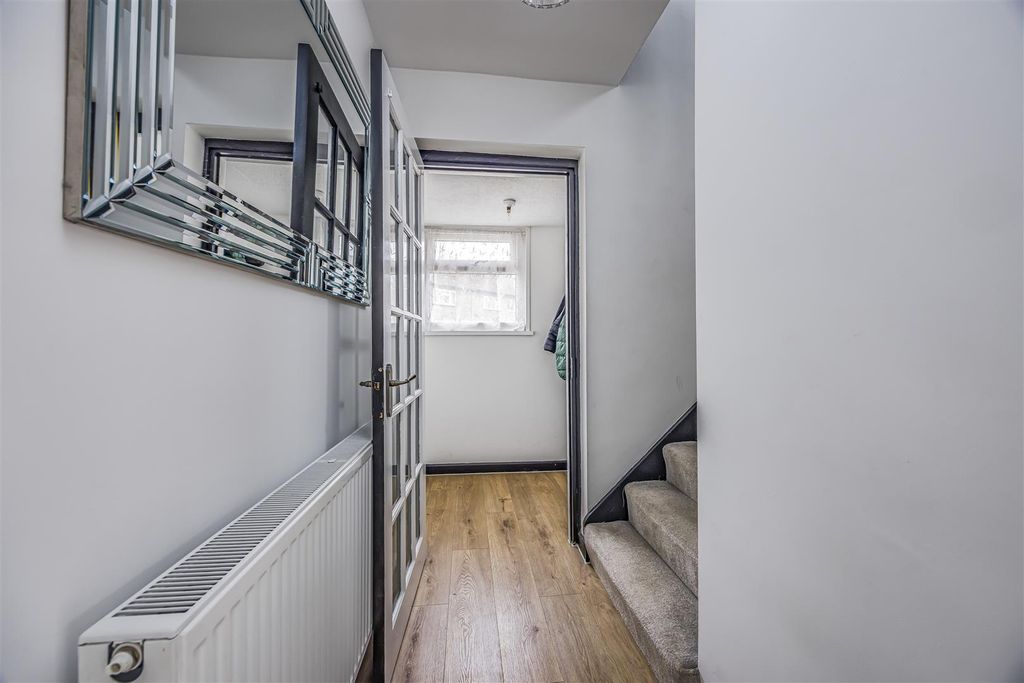 Additional image 4 of 3 bed semi-detached house for saleHilsea Crescent, Portsmouth PO2