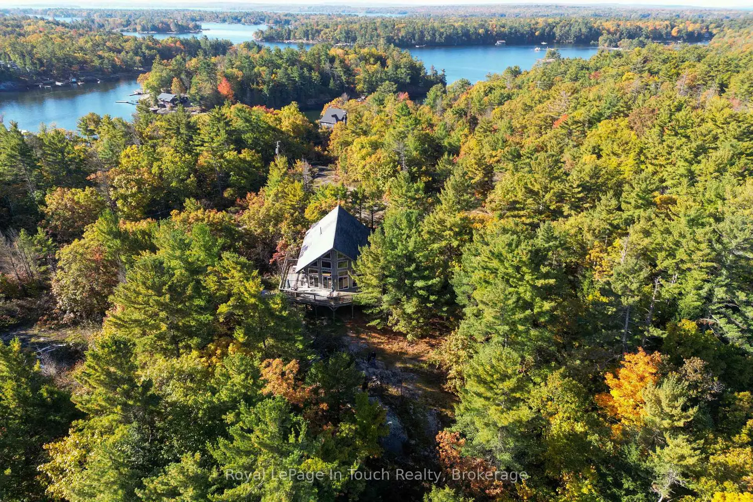 Additional image 3 of 1276 Island 980