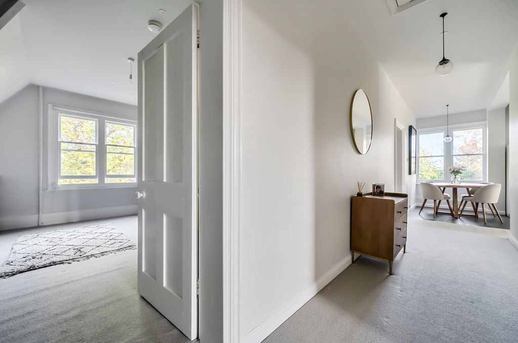 Additional image 20 of 3 bed flat for saleMerton Ford, Pages Croft, Wokingham, Berkshire RG40