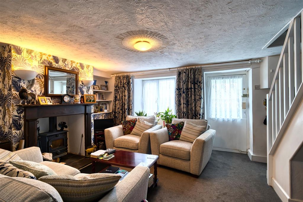 Additional image 2 of 2 bed terraced house for saleBay Road, Gillingham SP8