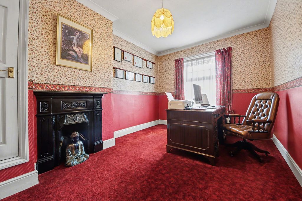 Additional image 9 of 3 bed semi-detached house for saleAsh Tree Road, Bitterne Park SO18