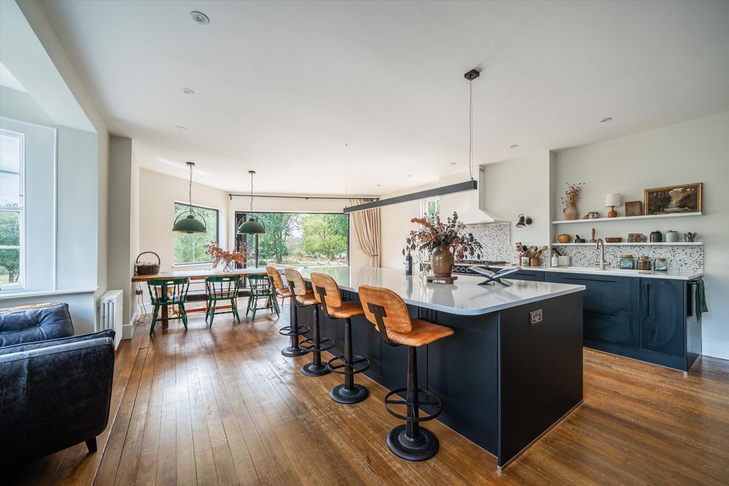 Additional image 7 of 5 bed detached house for saleForest Road, Wokingham, Berkshire RG40