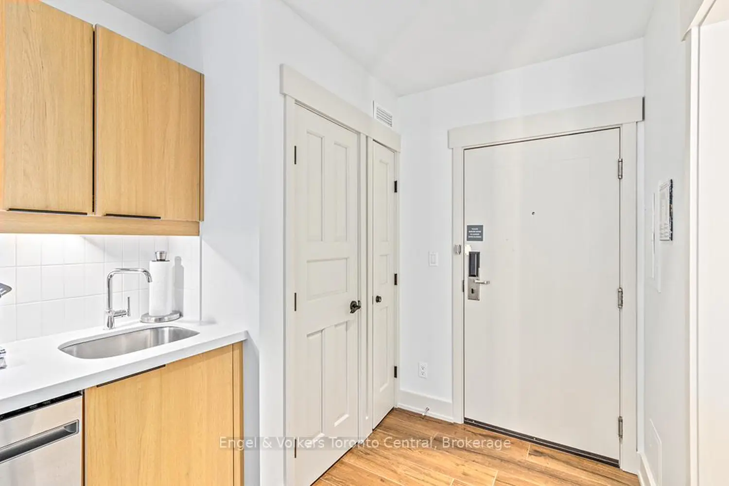 Additional image 9 of 190 Jozo Weider Boulevard 311