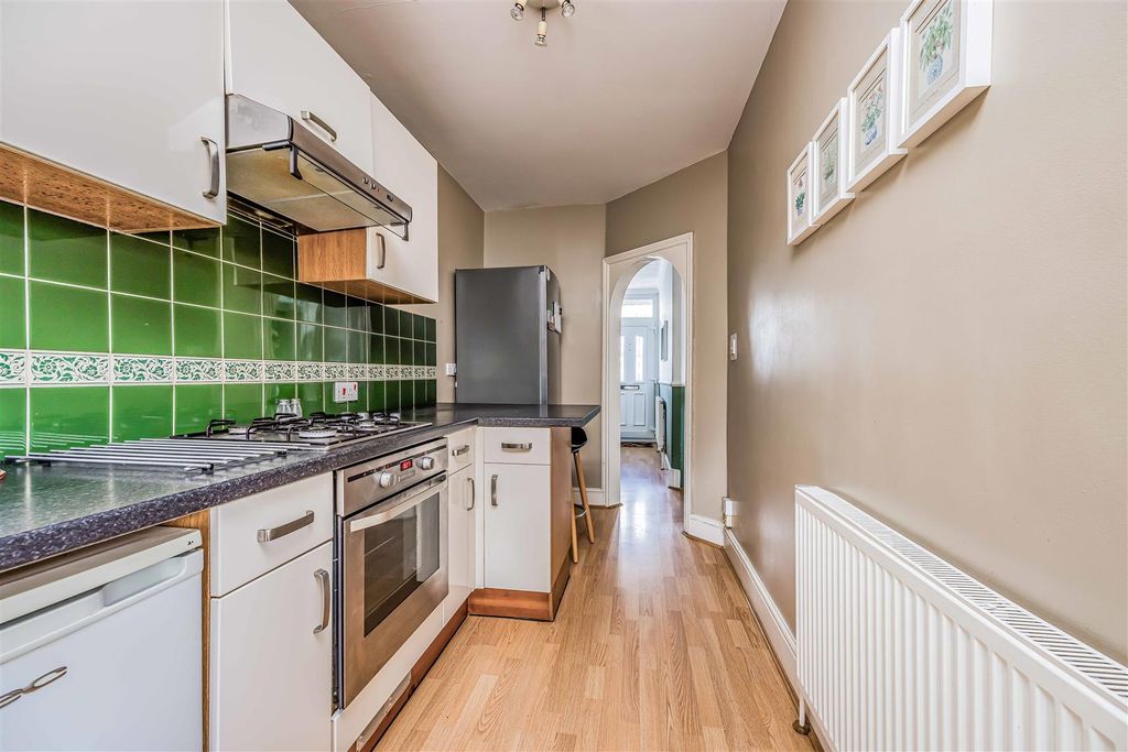 Additional image 11 of 3 bed semi-detached house for saleBaffins Road, Portsmouth PO3