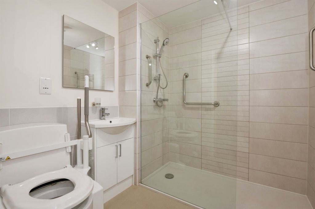 Additional image 9 of 1 bed flat for saleHampton Close, Southampton SO15